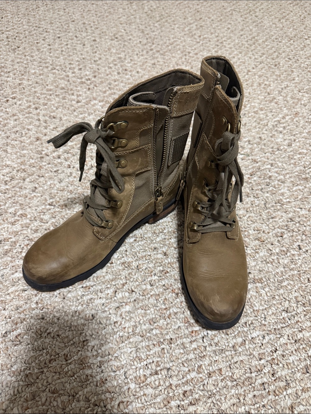 Sorel Women's Olive Lace-Up Combat Boots